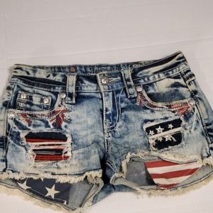 Miss me signature shorts 25
